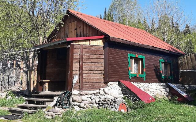 Усадьба Лебедь