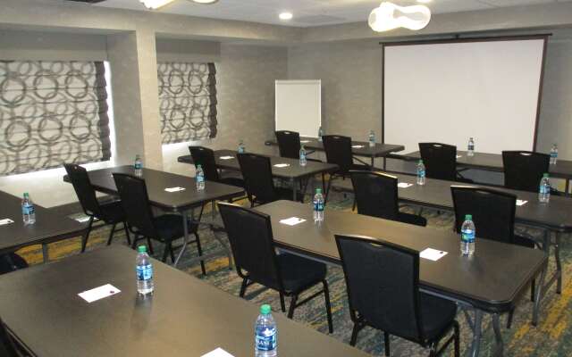 Best Western Plus Bloomington East Hotel