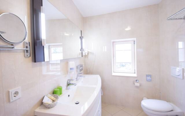 Seehotel Grossraeschen