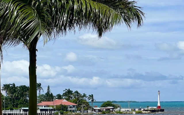 One South Place Hotel