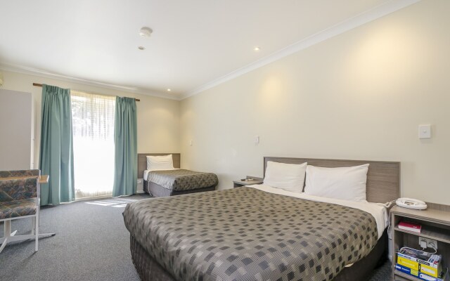 Werribee Motel & Apartments