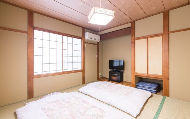Ryosou Minato by OYO Rooms