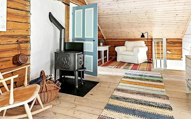 10 Person Holiday Home in Skillingaryd