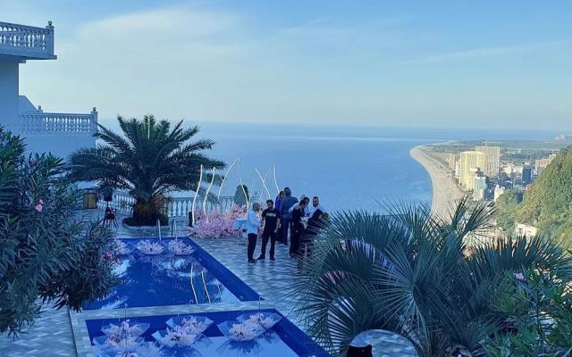 Zurapalace Hotel	