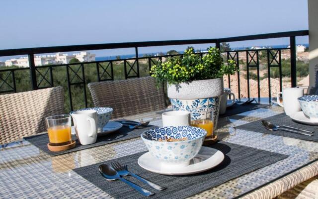 New Beautiful Sea View 2 Bdrm Flat With Pool!