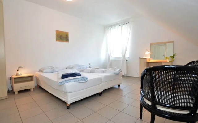 Spacious Villa With Swimming Pool