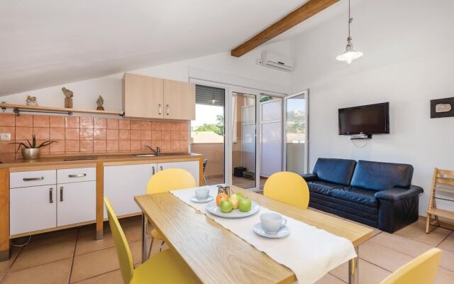 Amazing Home in Palit With Wifi and 1 Bedrooms