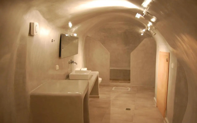 Kalisperis Cave Houses
