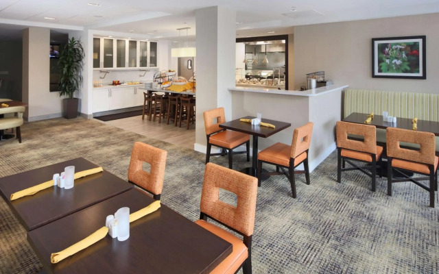 Hilton Garden Inn Reagan National Airport