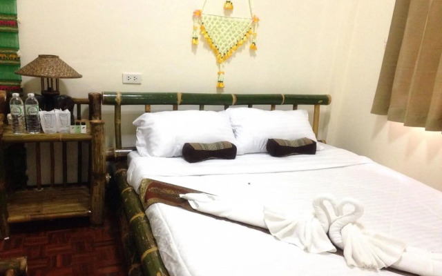 Aiyares Chalet Chiangmai