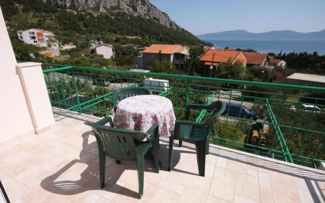 Apartments and rooms with parking space Gradac, Makarska - 6819