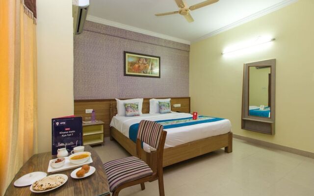OYO 8932 Delight Inn Gachibowli
