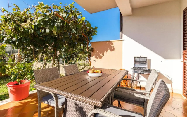 Apartment Delton
