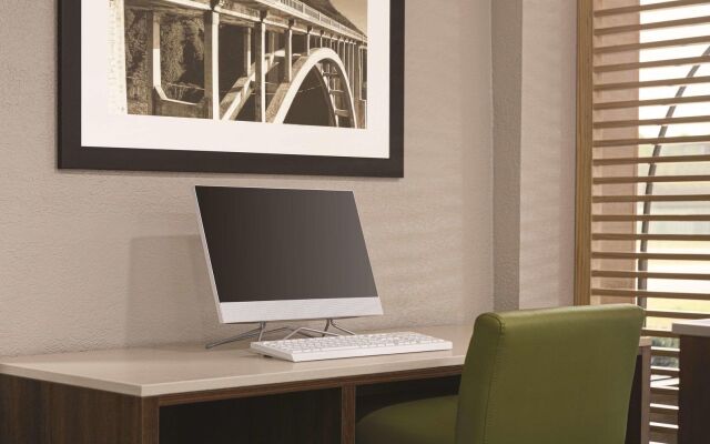 Country Inn & Suites by Radisson, Dunn, NC