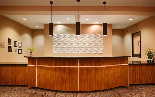 Best Western Plus Lacey Inn & Suites
