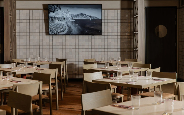 Bayside Geelong Hotel & Apartments, an Ascend Collection Hotel