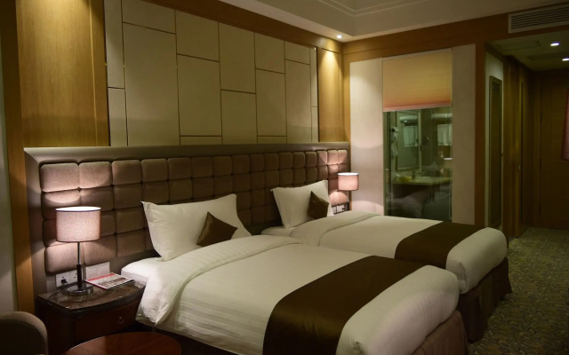 Royal Mountain Hotel