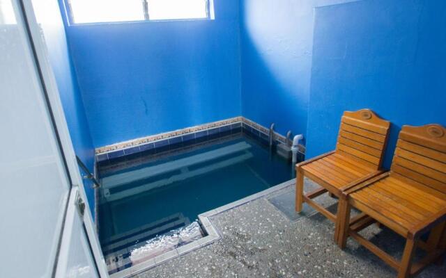 Absolute Lakeview Motel