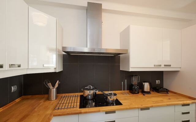 Oasis-Central-Apartment