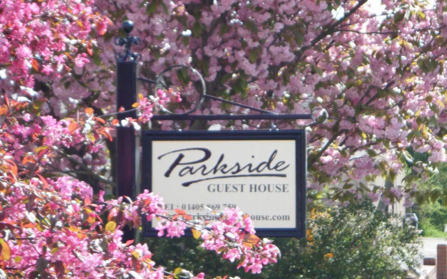 Parkside Guest House