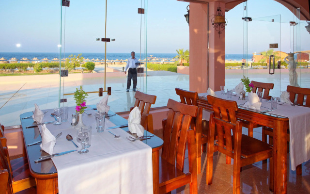 Three Corners Happy Life Beach Resort - All Inclusive