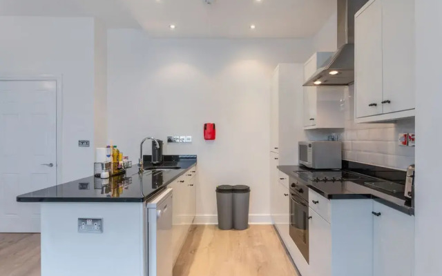 Clarendon Minories