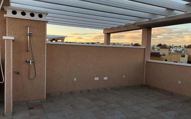 Penthouse Punta Prima Indoor & outdoor pool