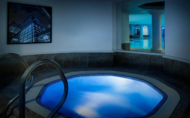Leonardo Royal Hotel London City
