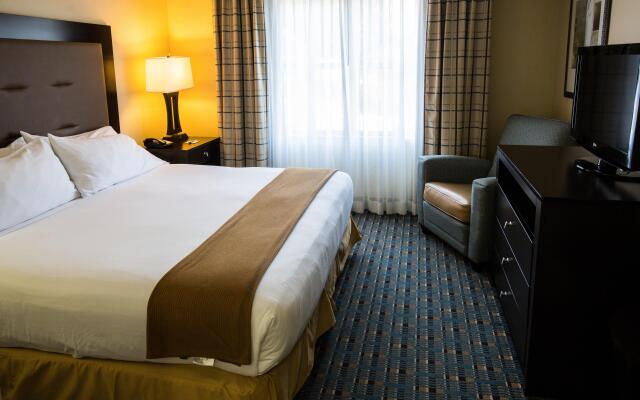 Holiday Inn Express Alpharetta - Roswell, an IHG Hotel