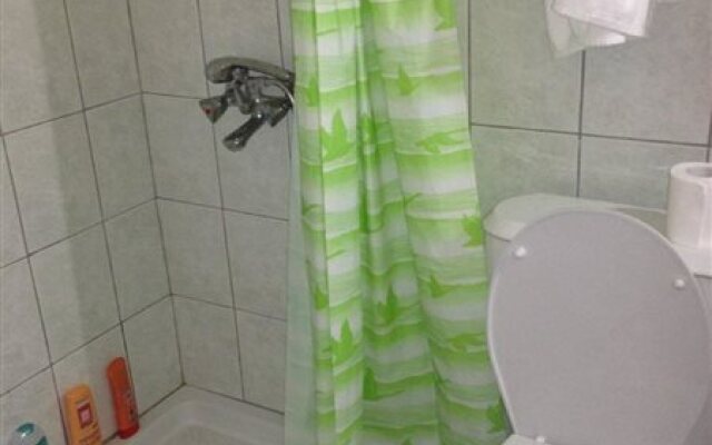 Hotel Pyrros