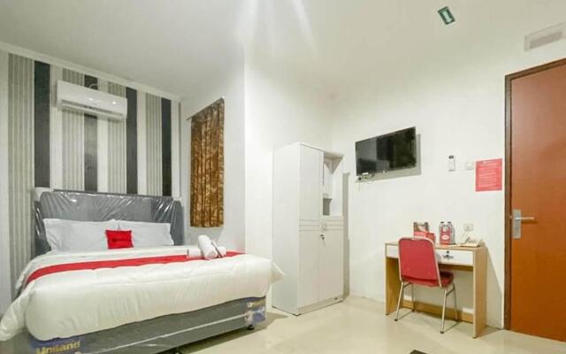 RedDoorz Plus @ Rawamangun