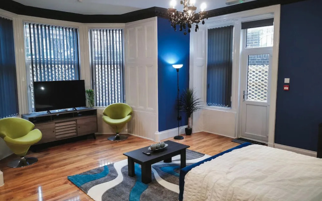SH Apartments - Dixon Street