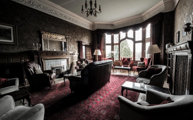 Kildrummy Park Castle Hotel