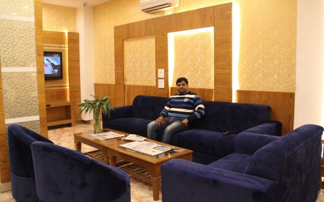 Hotel Golden Oasis Delhi