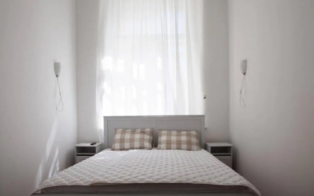 Oh So Indie House Hostel