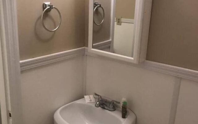 Garden City Unit E