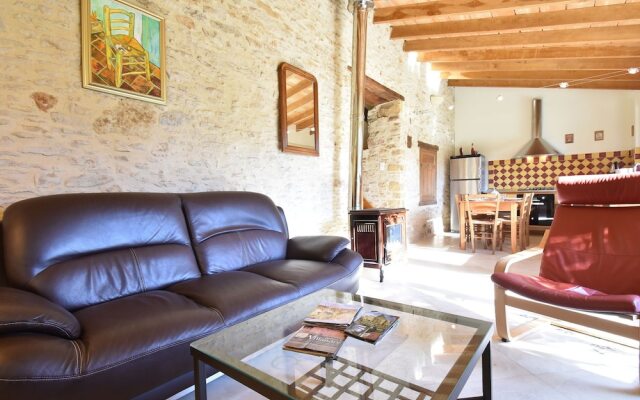 Modern Holiday Home in Saint-geniès With Private Pool