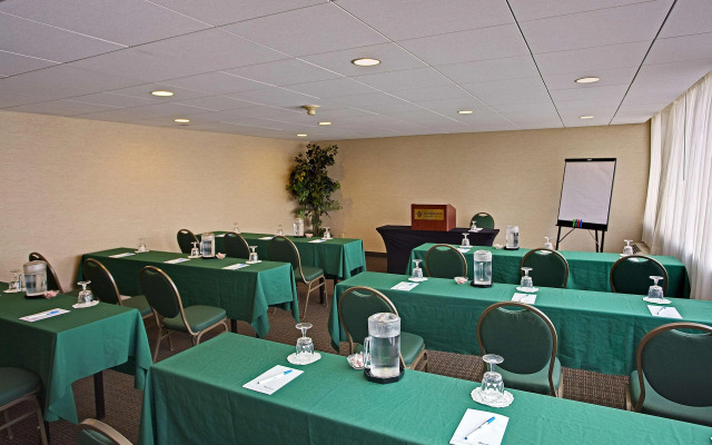 Wyndham Garden Philadelphia Airport