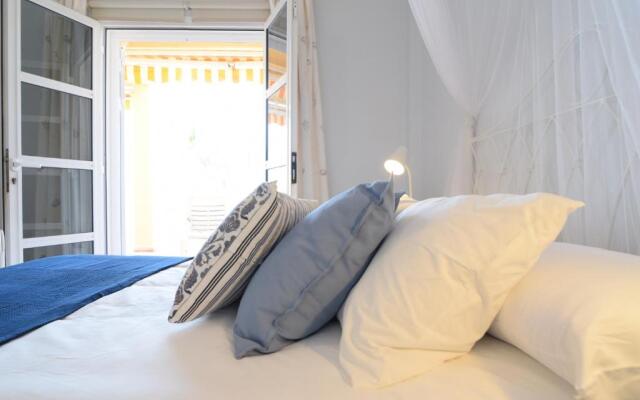 Colonial Suite