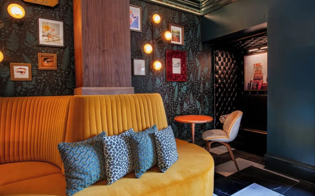 The Bell Athens by Kasa Living