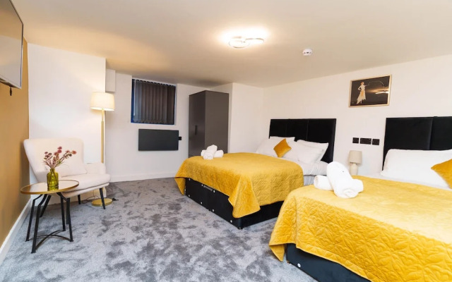 The Oasis Apartment