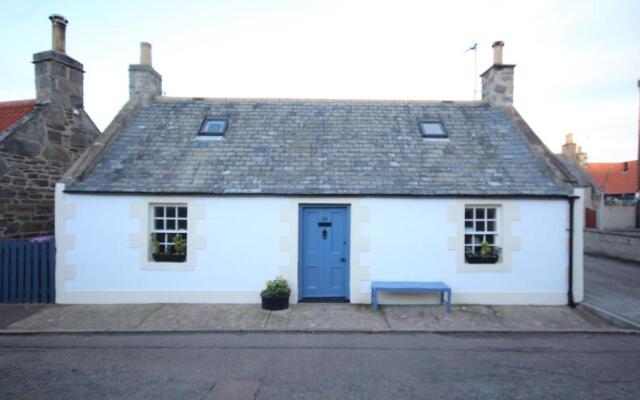 Zen Cottage, Seatown, Cullen