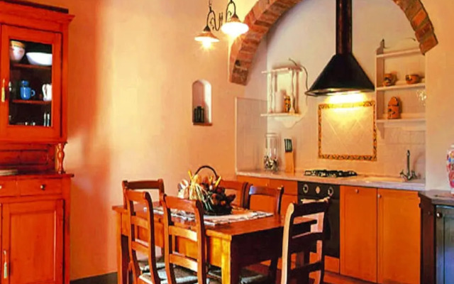 Apartment in Tuscany With Pool & Golf