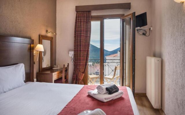 Arahova Inn Hotel