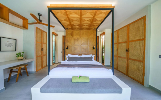 Villa Mango 3 - Amazing 4-bdr Villa in Berawa ! PERFECT LOCATION !