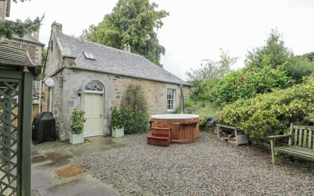 Trefoil Cottage