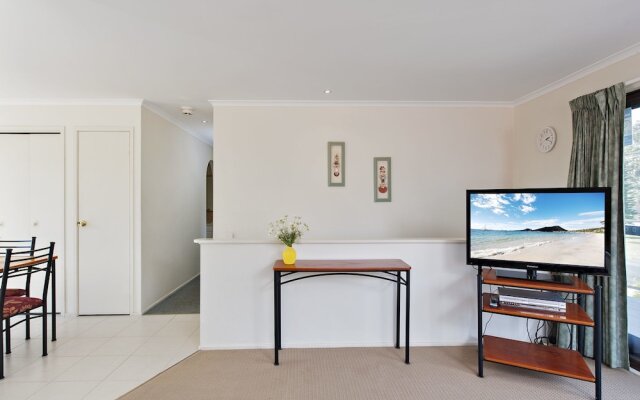 The Breakers, 16A Government Road