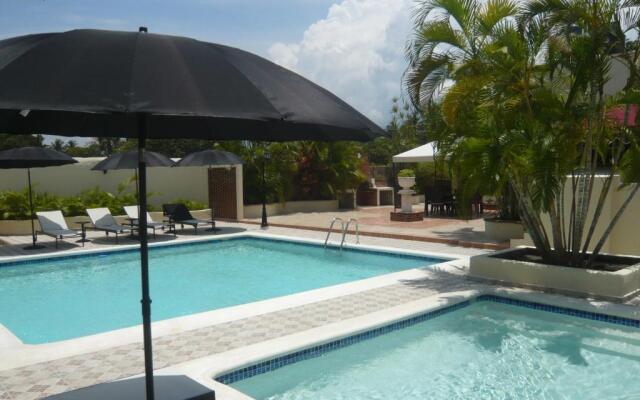 Villa Los Almendros - 2 Private Pools & Tennis & Pickle Ball