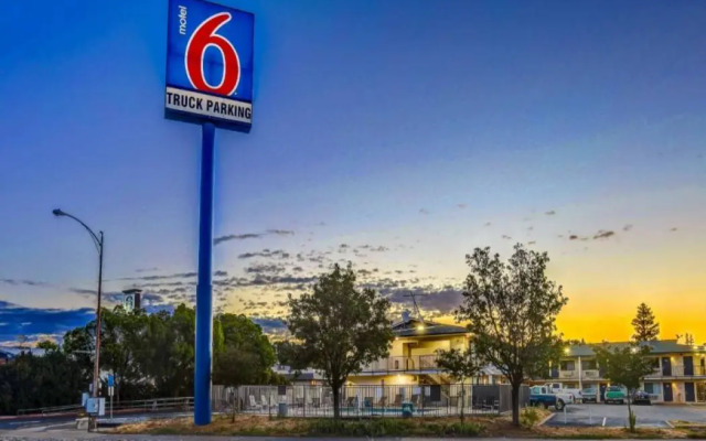 Motel 6 Red Bluff, CA