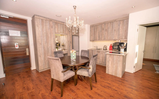 Newkings Boutique Hotel